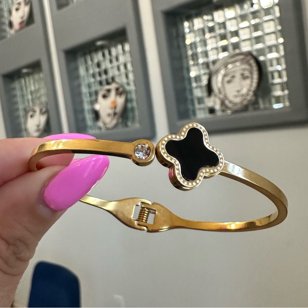 Gold Black Clover Bangle bracelet